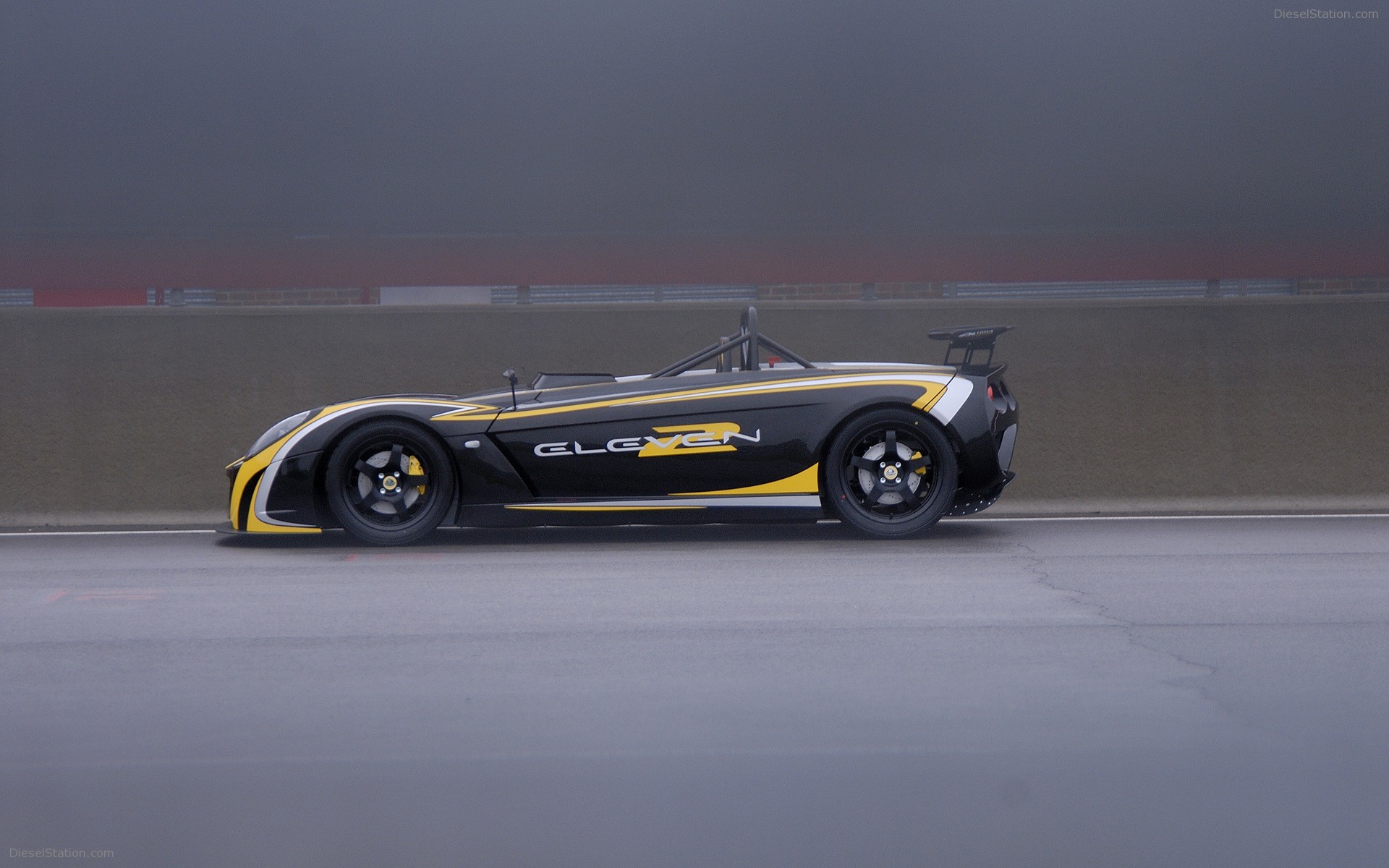 Lotus 2 Eleven